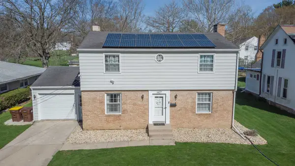 1437 S Walnut Avenue, FREEPORT, IL 61032