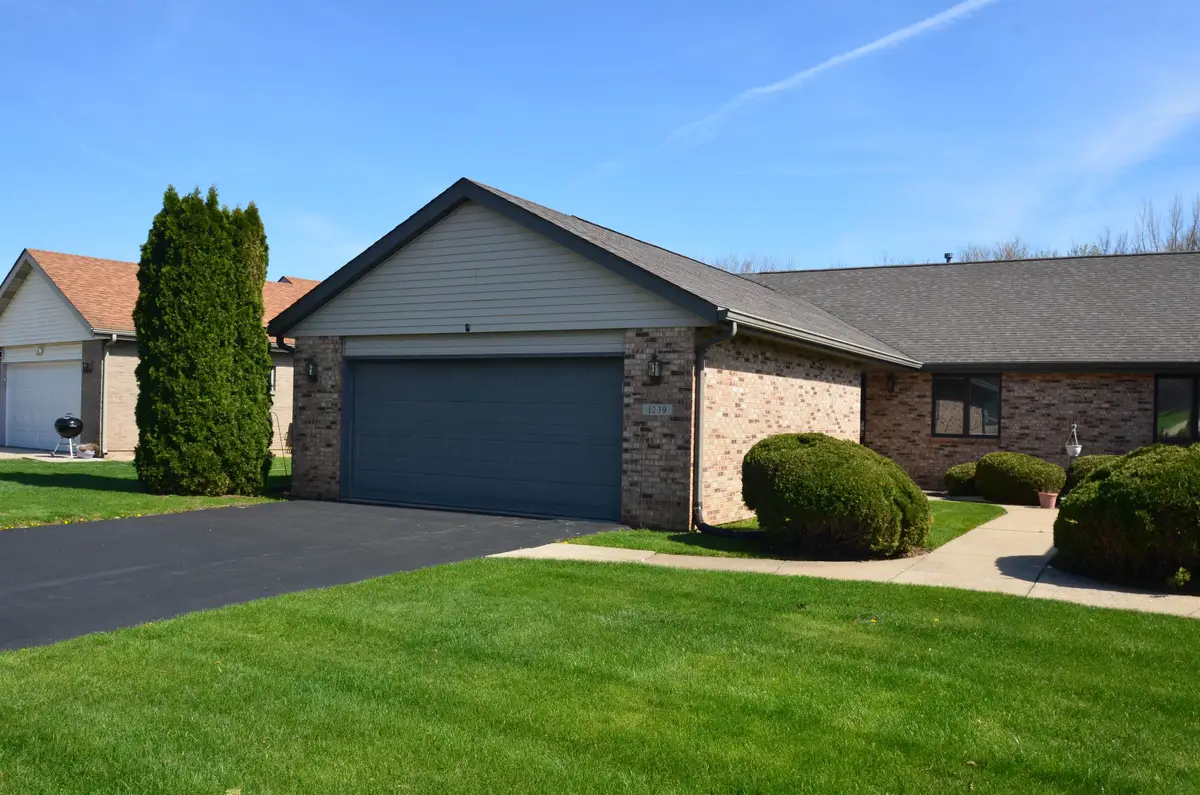 1239 Woodcreek Bend, Rockford, IL 61108 - #1