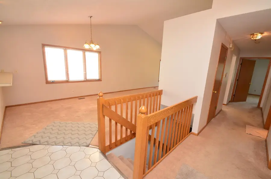 1239 Woodcreek Bend, Rockford, IL 61108 - #3