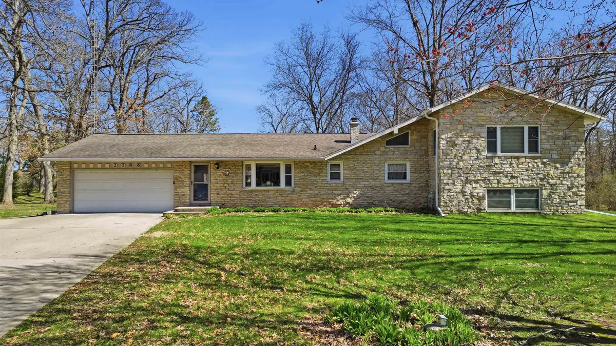 2086 Grand Detour, Dixon, IL 61021 - #1