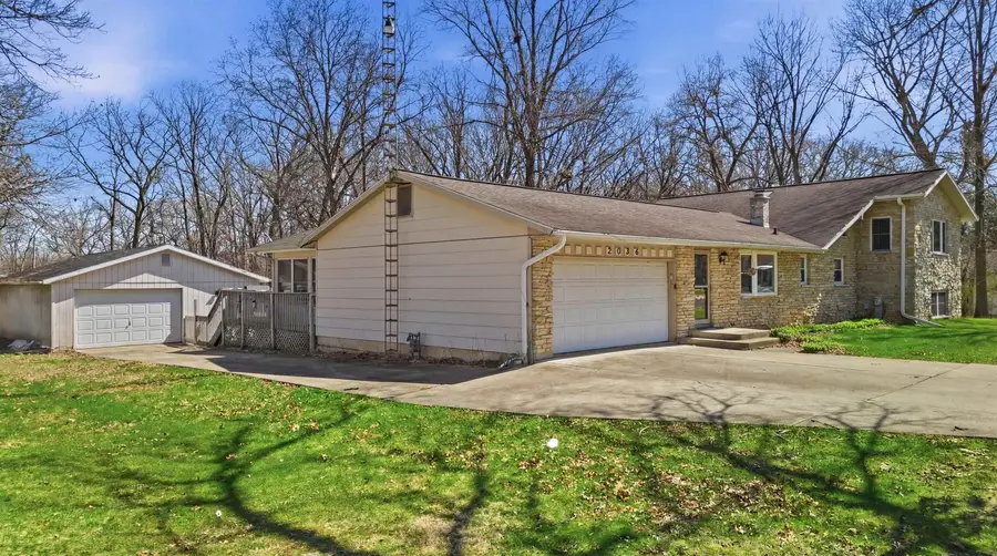 2086 Grand Detour, Dixon, IL 61021 - #3