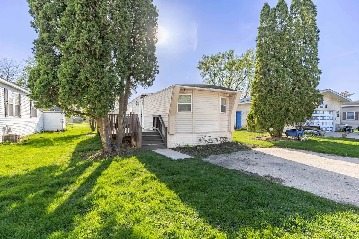 403 Spruce Drive, Belvidere, IL 61008 - #1