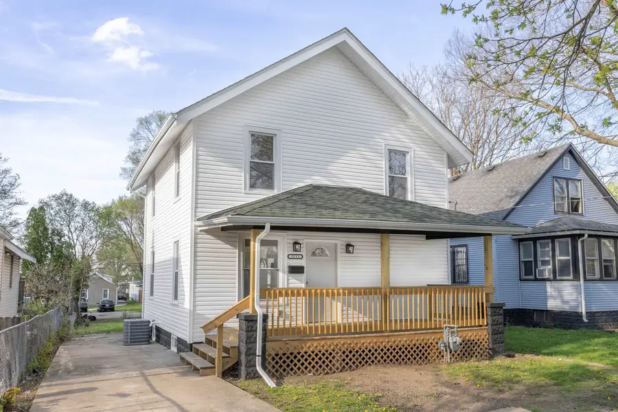 1111 Loomis Street, Rockford, IL 61102 - #2