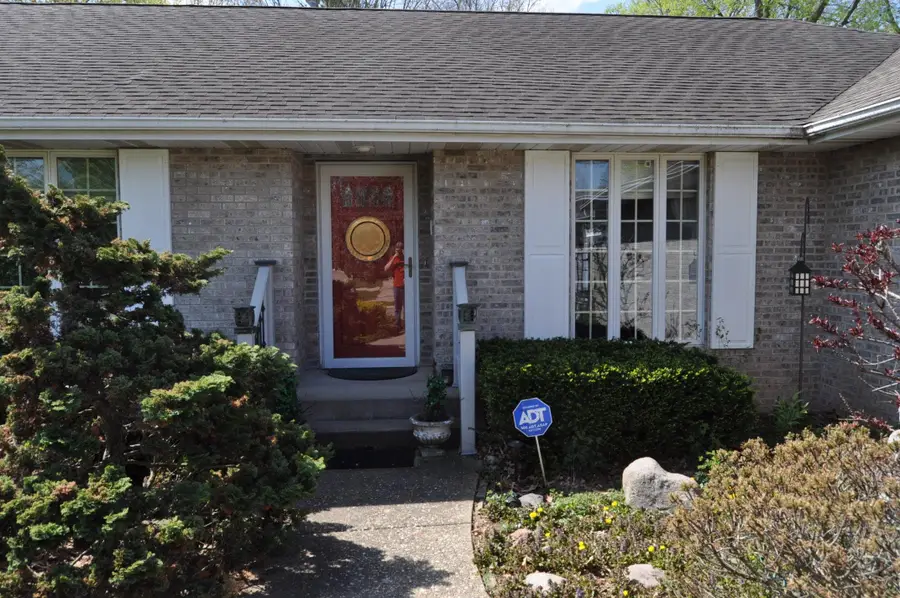 3001 Countryside Lane, Freeport, IL 61032 - #2