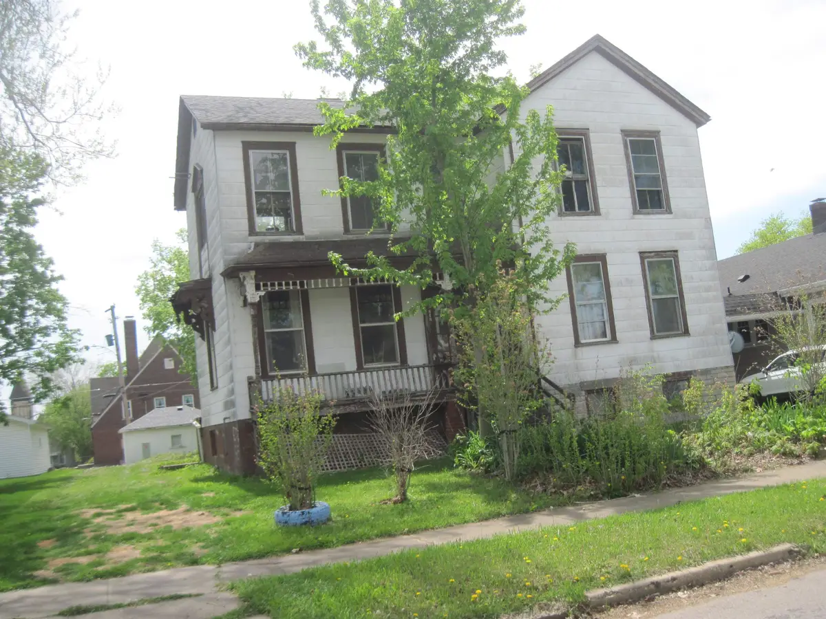 818 6th Street, Lasalle, IL 61301 - #1
