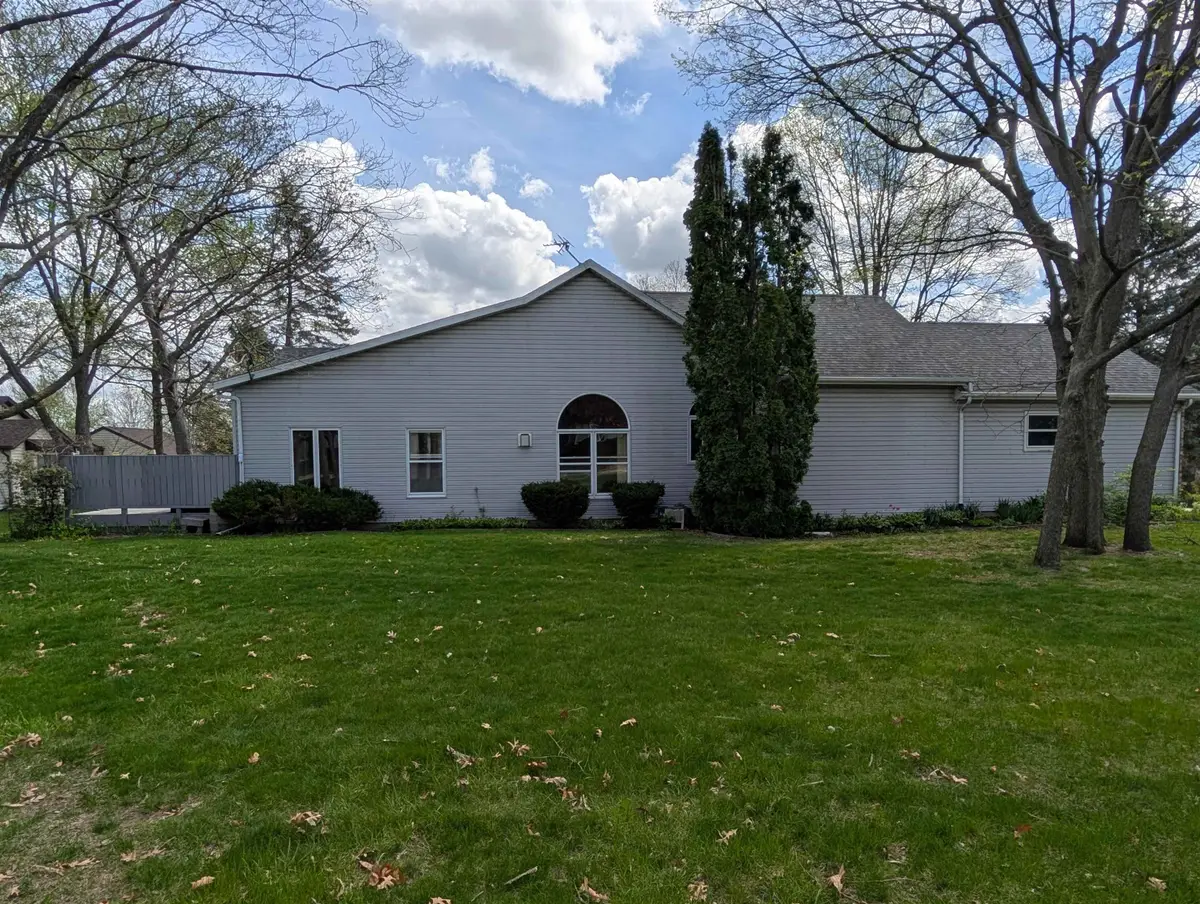 3447 Daren Drive, Freeport, IL 61032 - #1