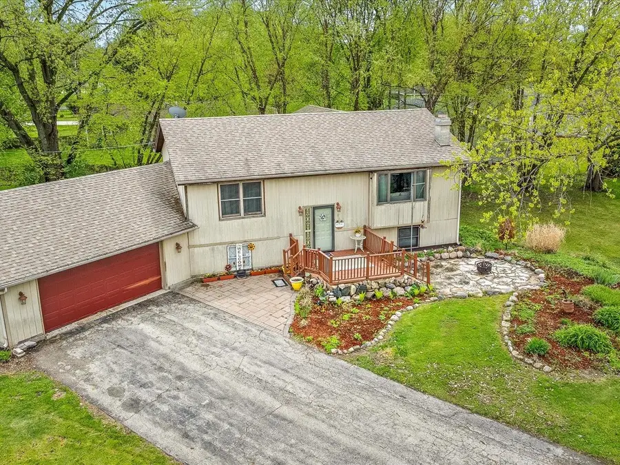 9701 Shore Court, Machesney Park, IL 61115 - #2