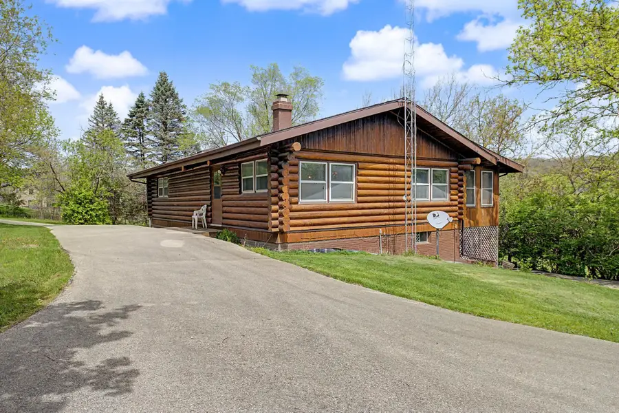 18 Sundance Trail, Galena, IL 61036 - #2
