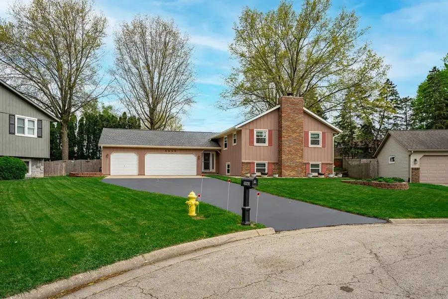 5965 Chandler Drive, Rockford, IL 61114 - #3