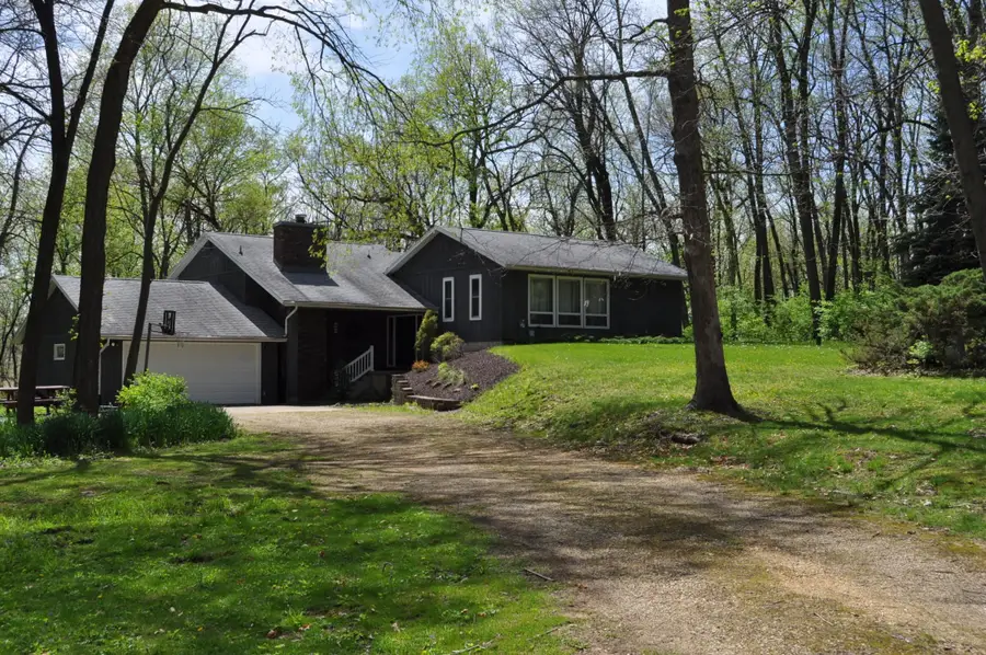 2648 Shepard Drive, Freeport, IL 61032 - #2