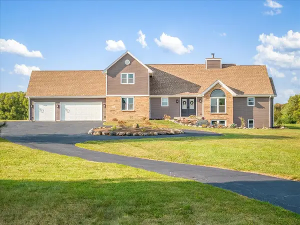9281 Auburn Road, WINNEBAGO, IL 61088