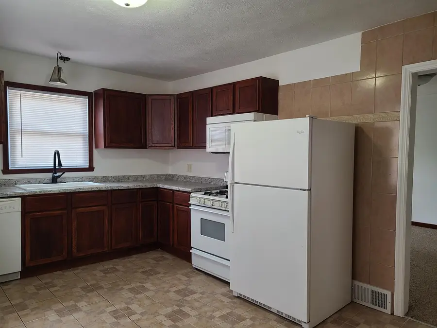 1823 East Gate Parkway, Rockford, IL 61108 - #2