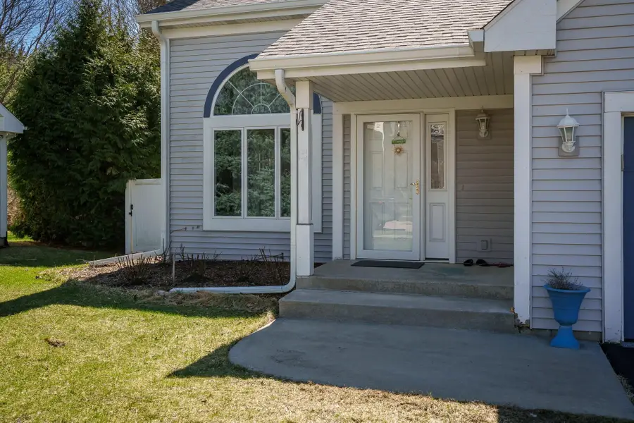6571 Chartwell Drive, Rockford, IL 61114 - #3