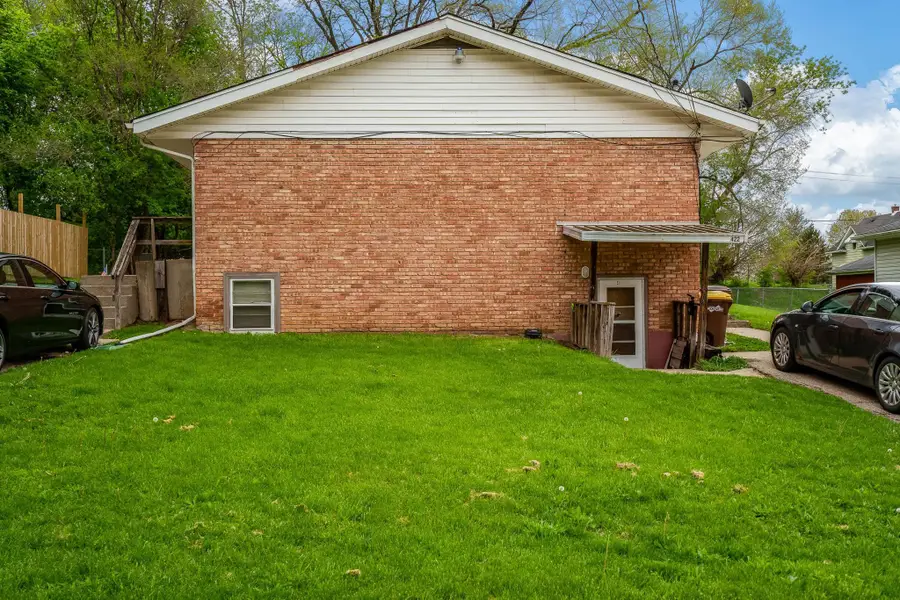 422 S HENRIETTA Avenue, Rockford, IL 61102 - #3