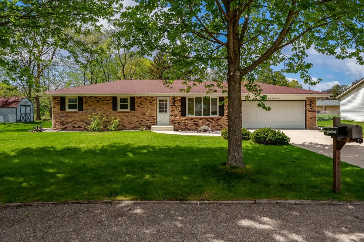 9804 Debbie Lane, Machesney Park, IL 61115 - #1
