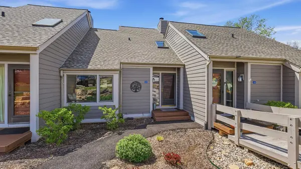 127 Plum Cove Drive, GALENA, IL 61036
