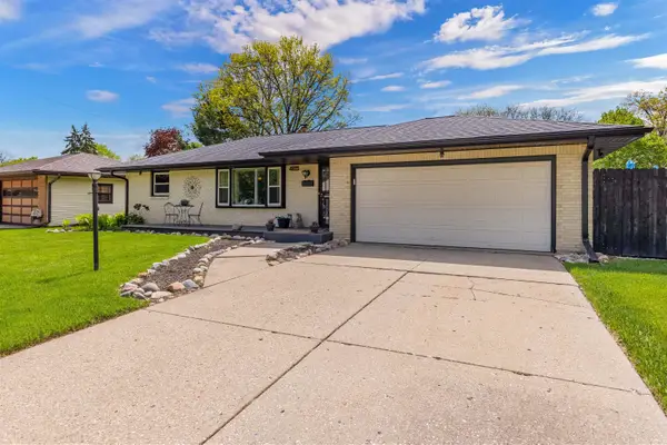 4615 NEWCASTLE Road, ROCKFORD, IL 61108