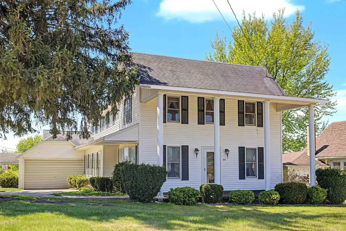 201 W Main Street, Elizabeth, IL 61028 - #1