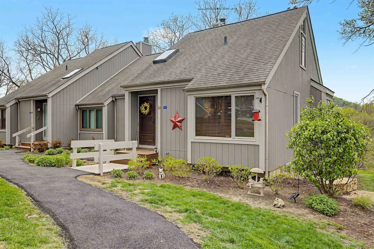 12 Cedar Bluff Lane, Galena, IL 61036 - #1