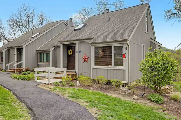12 Cedar Bluff Lane, GALENA, IL 61036