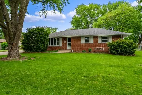 1408 LILAC Lane, MACHESNEY PARK, IL 61115