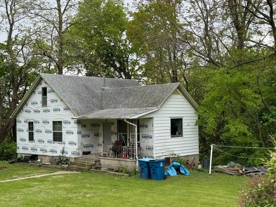 413 E St Paul Street, Spring Valley, IL 61362 - #3