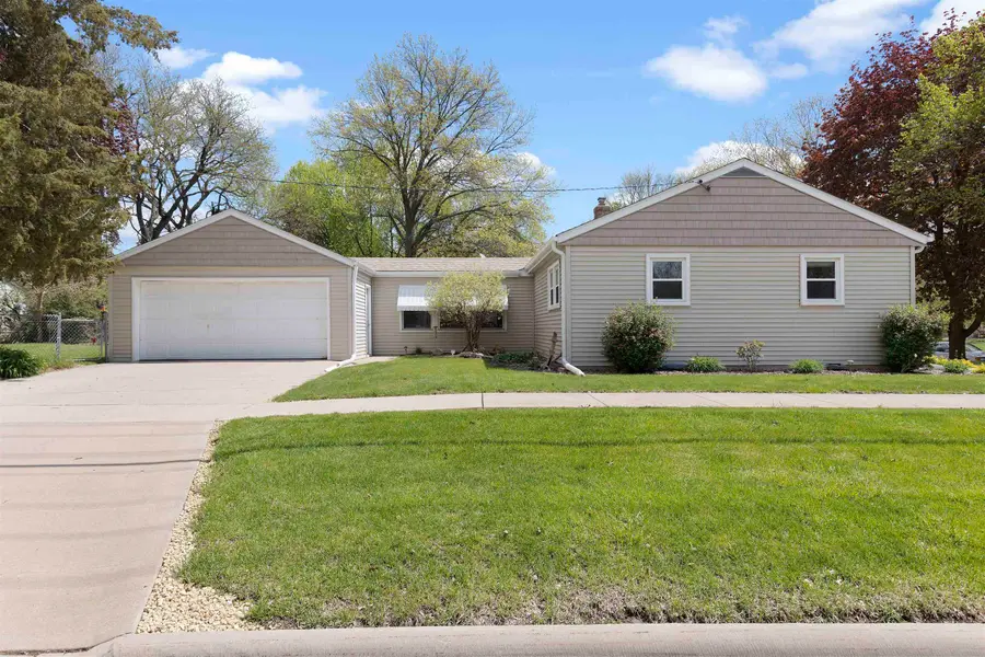 2023 Crestwood Avenue, Rockford, IL 61103 - #2