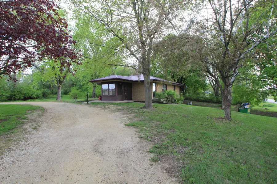 6704 E ROCKTON Road, Roscoe, IL 61073 - #3