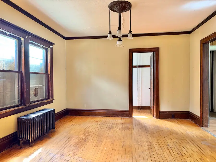 1811 S 4TH Street, Rockford, IL 61104 - #2