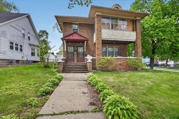 424 Washington Street, ROCKFORD, IL 61104