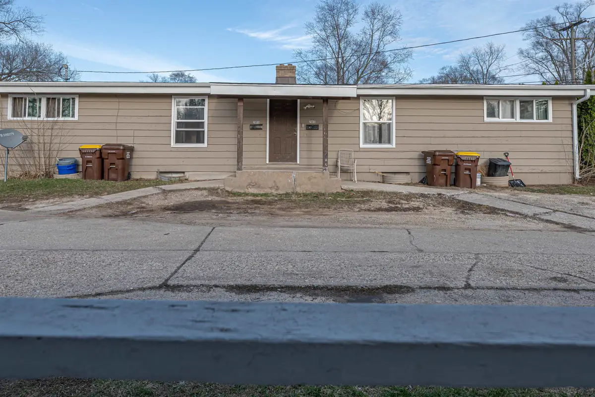2003 montague Street, Rockford, IL 61102 - #1