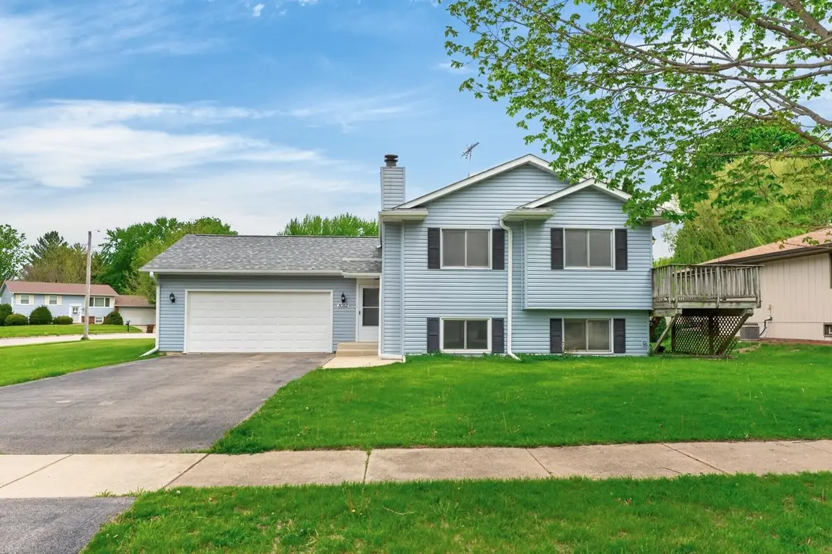 3052 Breezeway Drive, Rockford, IL 61109 - #1