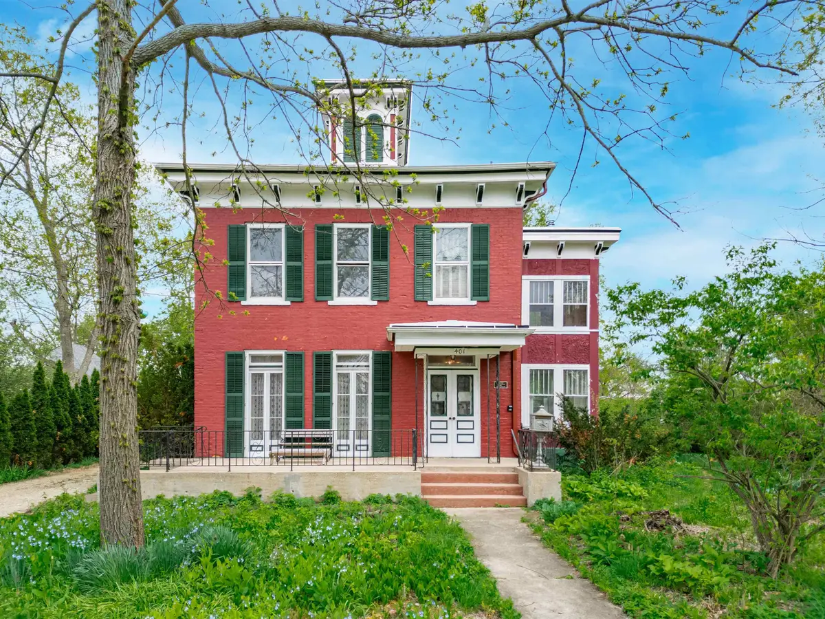 401 E Lincoln Avenue, Belvidere, IL 61008 - #1