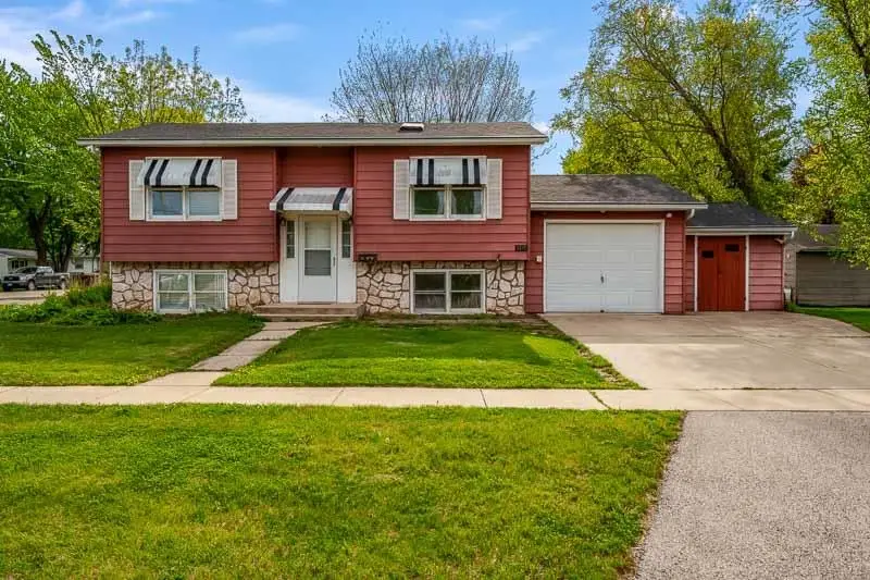 1126 COLUMBIA Avenue, Belvidere, IL 61008 - #1