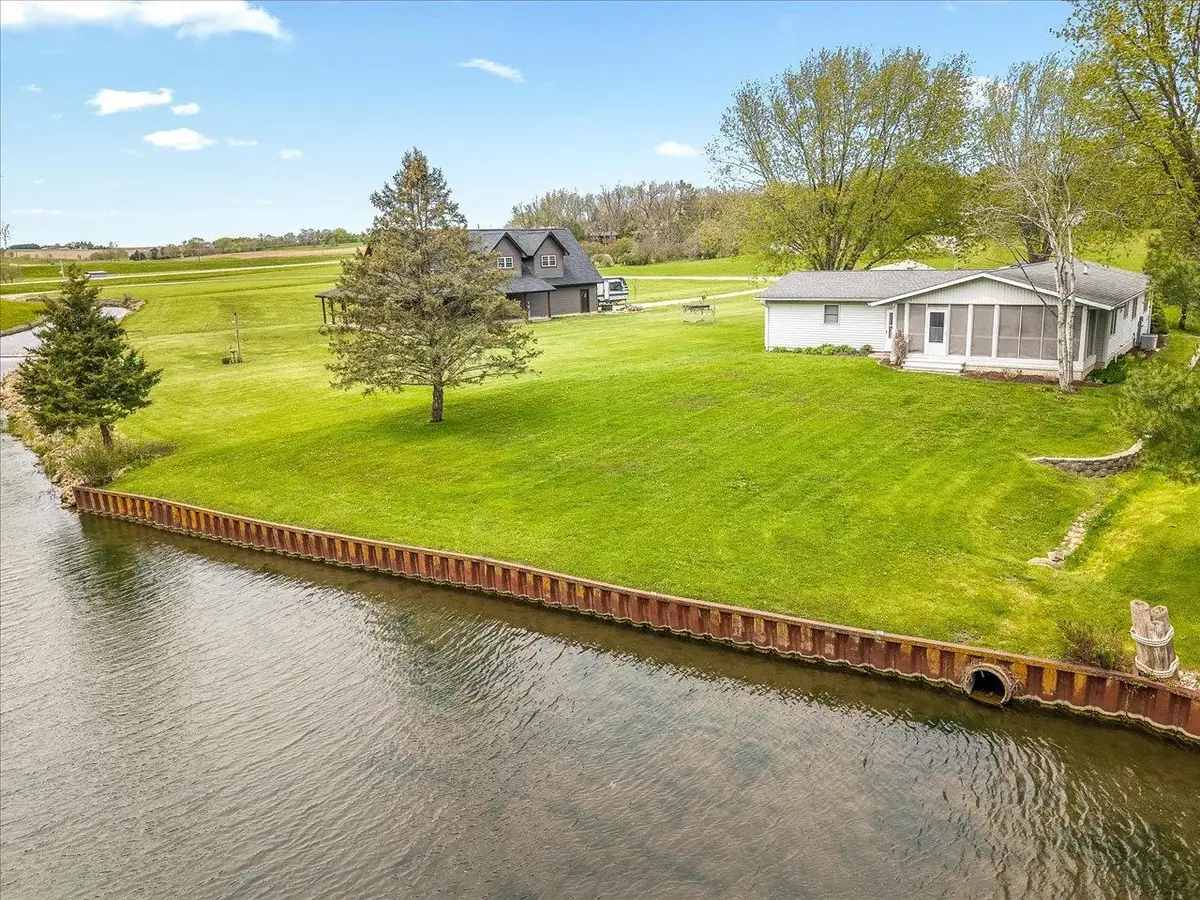 210 Lake Summerset Road, Lake Summerset, IL 61019 - #1