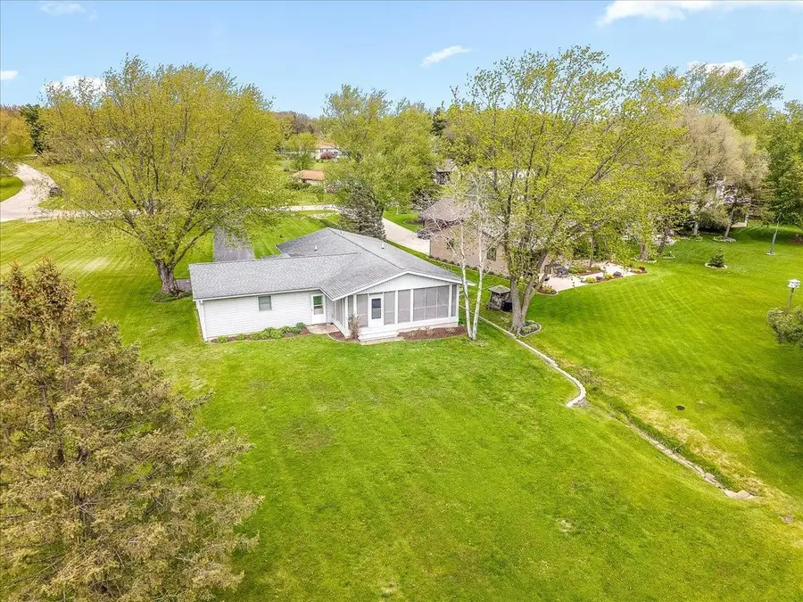 210 Lake Summerset Road, Lake Summerset, IL 61019 - #3