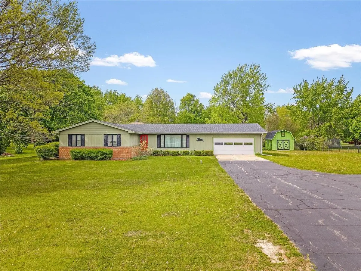 6838 SQUAW PRAIRIE Road, Belvidere, IL 61008 - #1