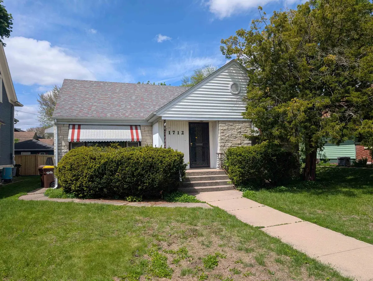 1712 Oxford Street, Rockford, IL 61103 - #1