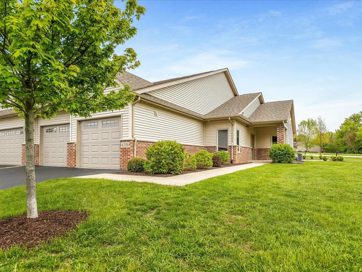 6229 Parks Edge Drive, Loves Park, IL 61111 - #1