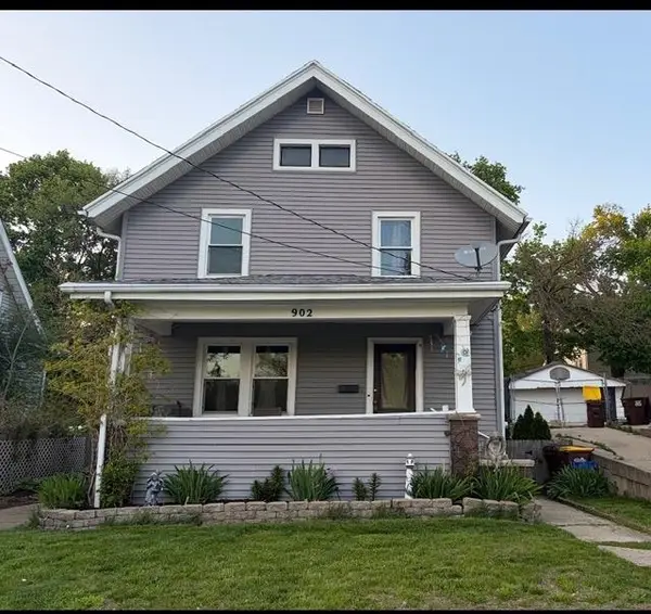 902 10th Avenue, ROCKFORD, IL 61104