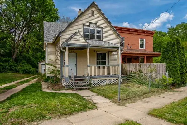 728 10th Avenue, ROCKFORD, IL 61104