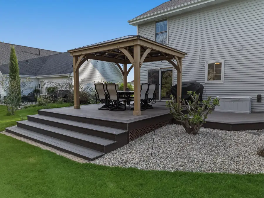 849 N Seven Hickory Drive, Byron, IL 61010 - #2