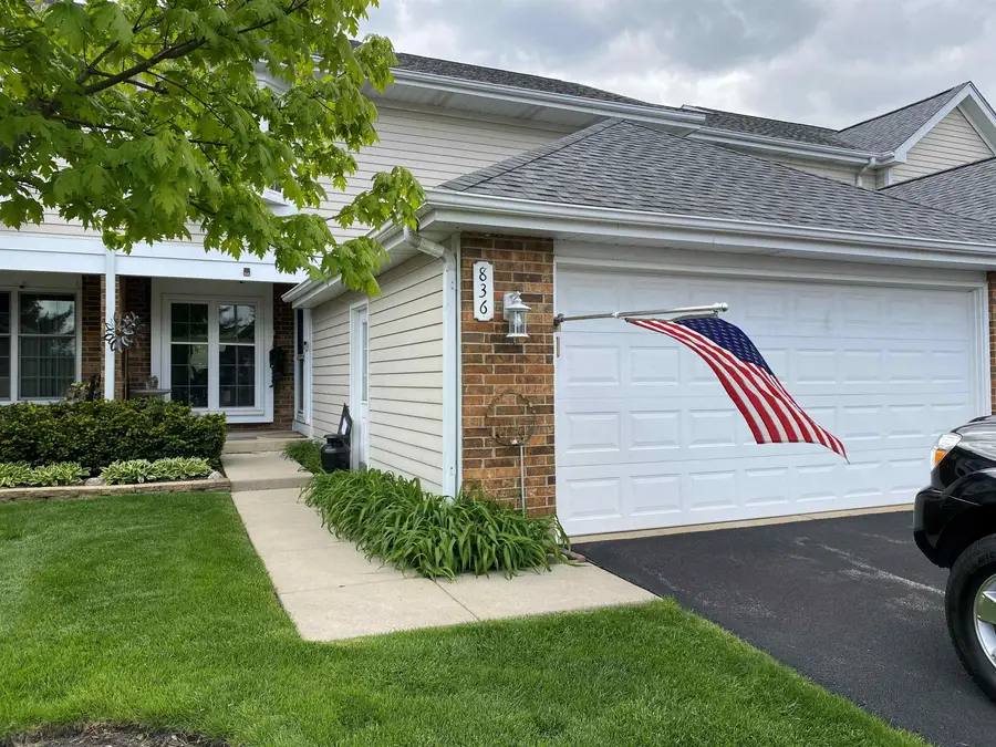 836 Golf Course Road, Crystal Lake, IL 60014 - #2