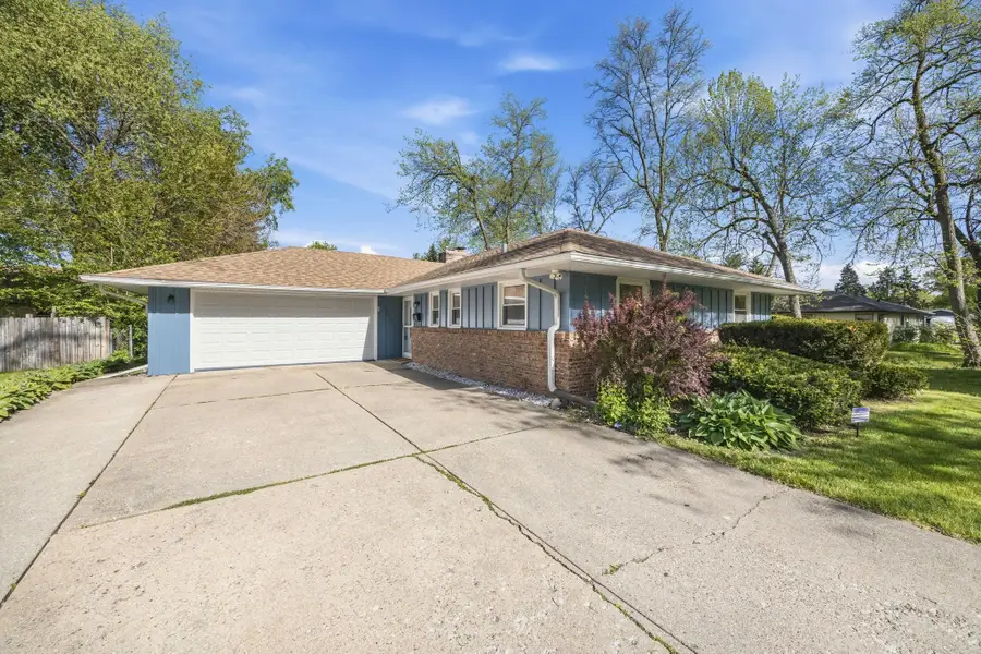 1311 Coolidge Place, Rockford, IL 61107 - #2