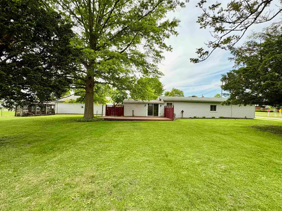 101 S Sheridan Street, Lostant, IL 61334 - #3