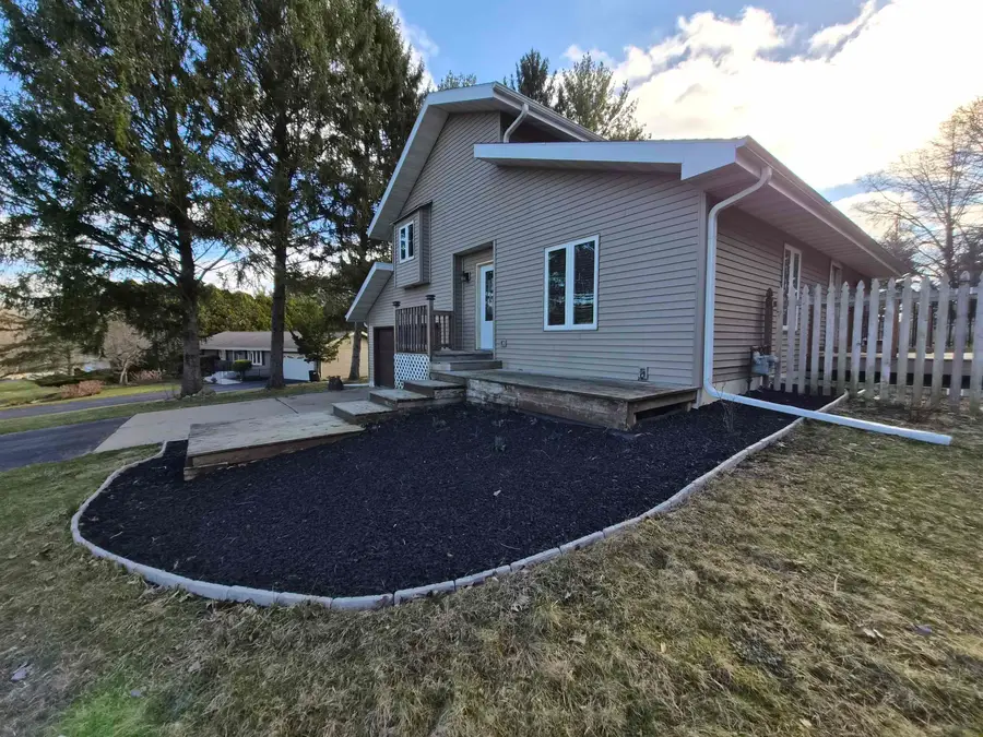 13439 Parkcrest Place, Roscoe, IL 61073 - #2