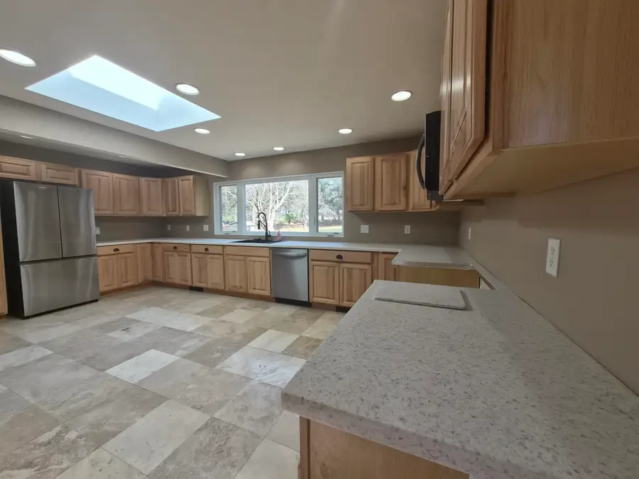 13439 Parkcrest Place, Roscoe, IL 61073 - #3
