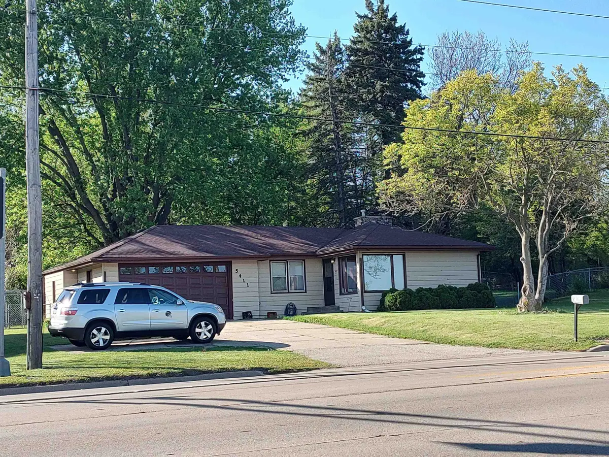 5411 Forest  Hills Road, Rockford, IL 61114 - #1