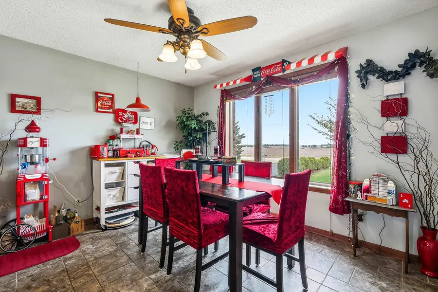 9096 E Stagecoach Trail, Warren, IL 61087 - #2