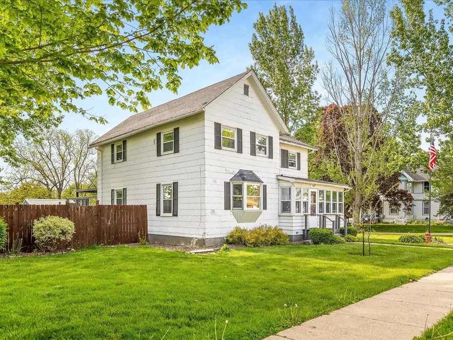 501 S Water Street, Warren, IL 61087 - #2